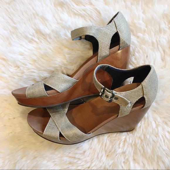 Dr. Scholl's Shoes - Dr. Scholl’s Melody GD Canvas Wedges - 7.5M